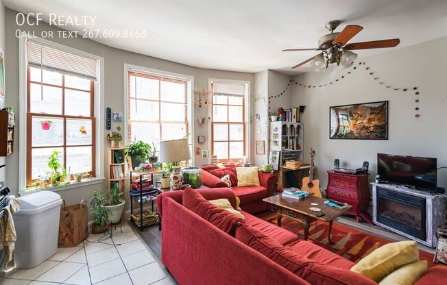 2125 SPG GDN ST