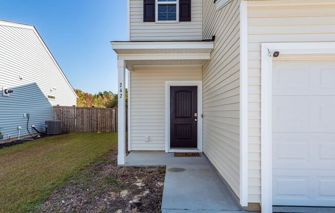 3 Bedroom 2.5 Bath Single Family Home in Petterson Meadows - Summerville