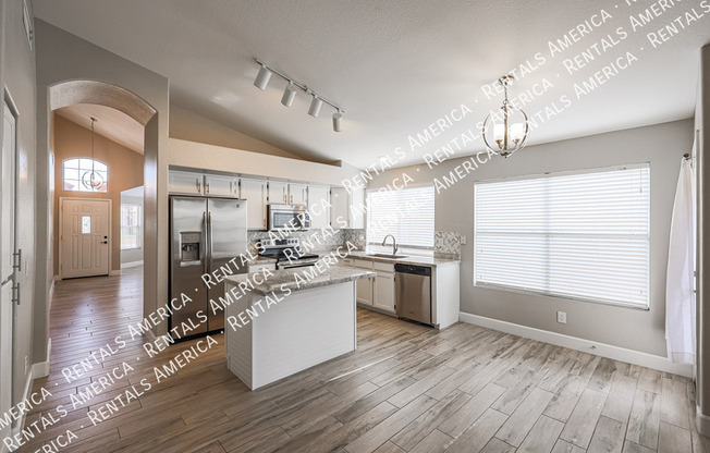 3229 E BROOKWOOD CT