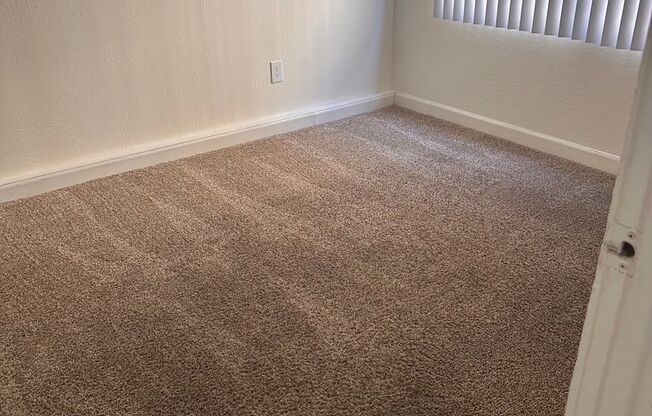 309 & 315 W. Palais Road