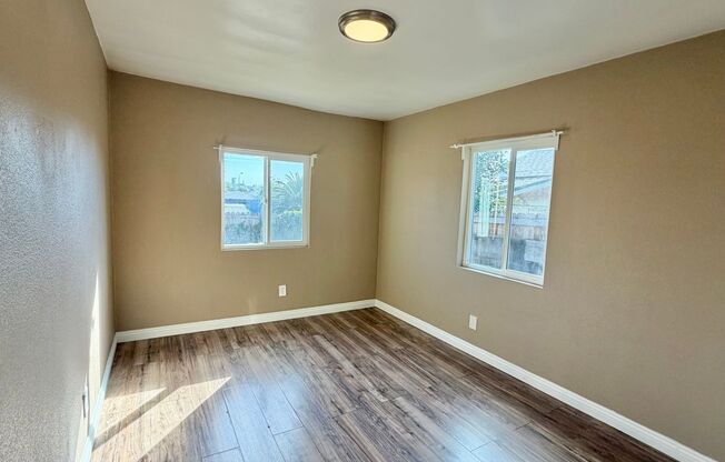 4041-43 National Ave