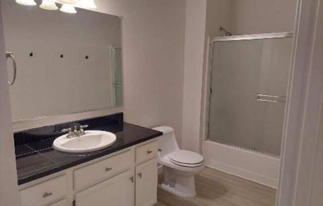 1 bed, 1 bath, $1,525