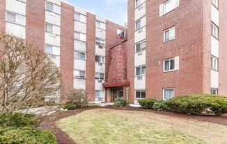 215 Winter St