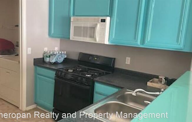 7139 S. Durango Dr #215