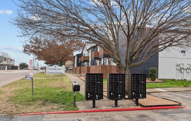 1 bed, 1 bath, 538 sqft, $1,170, Unit 12