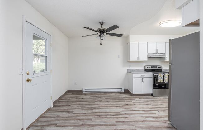 3 beds, 2 baths, 1,237 sqft, $1,650, Unit A201