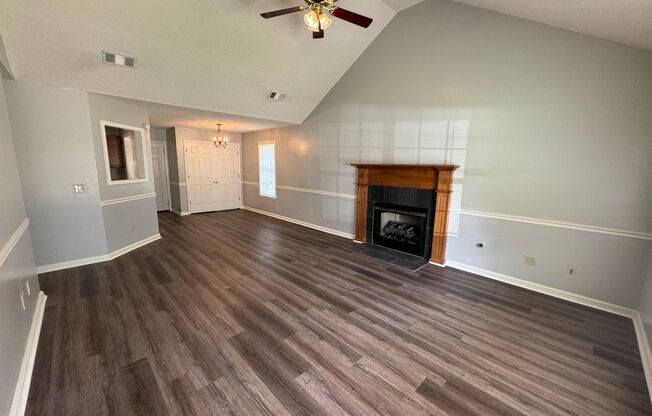 3BR/3BA For Rent