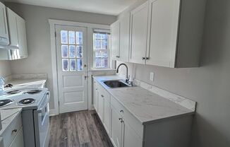 Available Now! | Fully Remodeled 2 Bed, 1 Bath