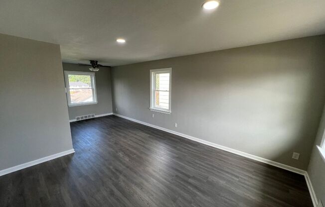 Modern 2-Bed, 1-Bath Duplex with Garage & Basement Storage