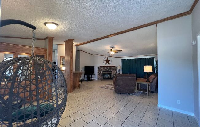 3 beds, 2 baths, $1,795