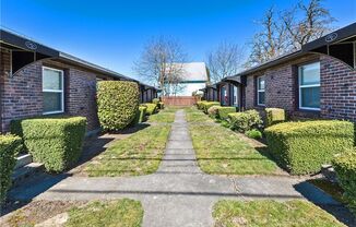 1 bed, 1 bath, 650 sqft, $1,350, Unit D