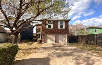 Well Maintained, Two Stories, 3 Bedrooms 2.5 Baths House Cross Street from Piney Bend Park for Rent in South Austin