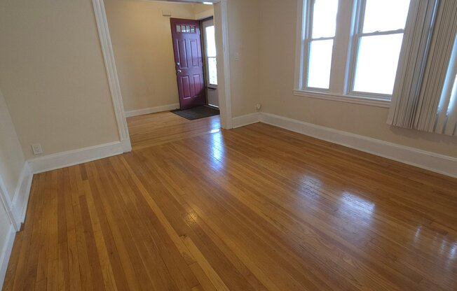 10 ALCOTT PARK