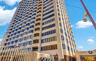 3030 McKinney Ave