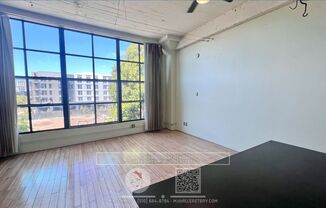 1 bed, 1 bath, $2,700