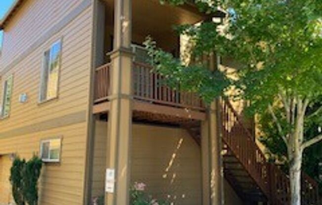 3 Bedroom and 2 1/2 bath Single Family Home with Large Bonus Room