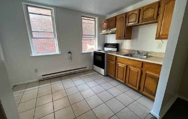 2135 S 8 ST