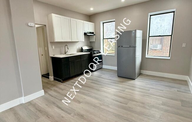 6 BERGEN AVE