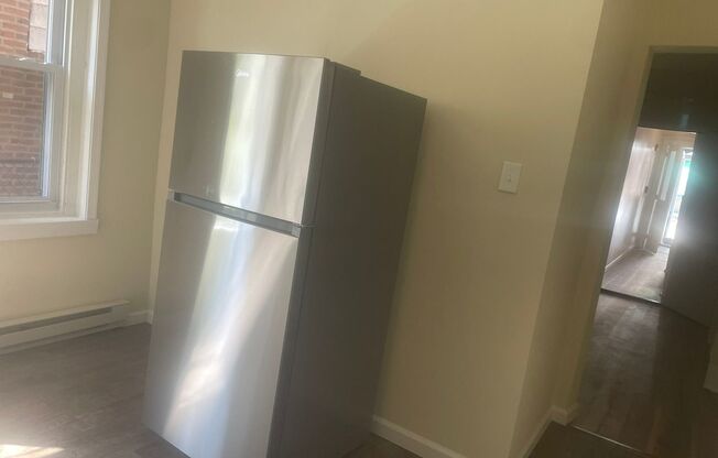 1 bed, 1 bath, $950, Unit 1