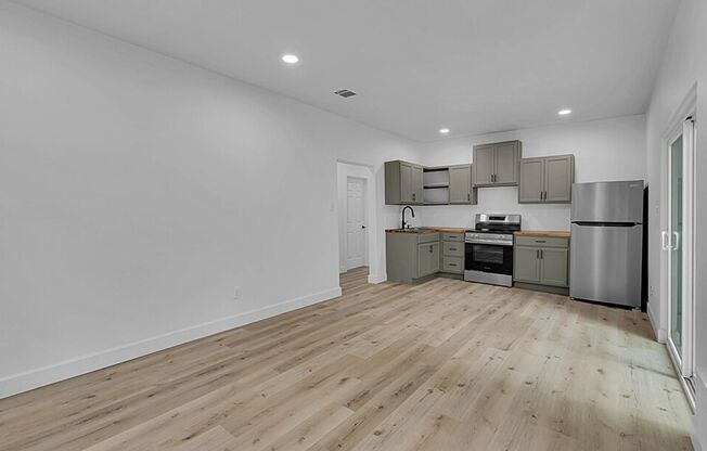 Newly Renovated 3 Bed, 3 Bath Home in Waco
