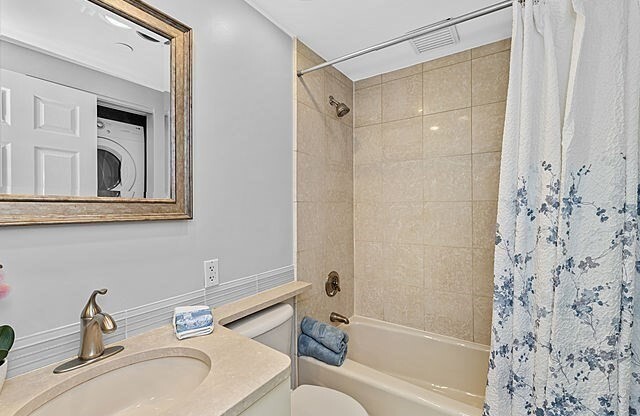 1 bed, 1 bath, 854 sqft, $3,500, Unit 428