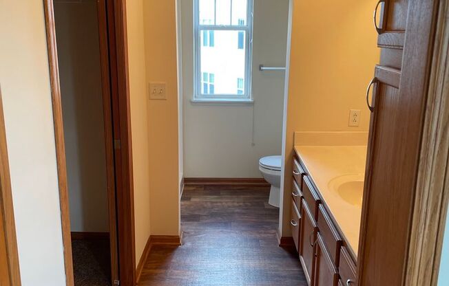2 beds, 2 baths, 1,223 sqft, $1,710, Unit 929-209