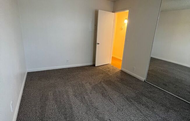 1 bed, 1 bath, 592 sqft, $1,129, Unit 116