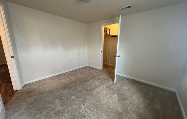 2 beds, 1 bath, $1,650