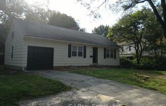 8735 MAIDEN LN