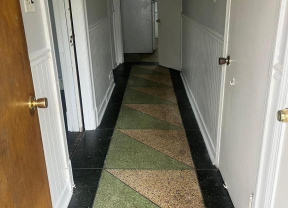 Pioneer Avenue 3129 multi