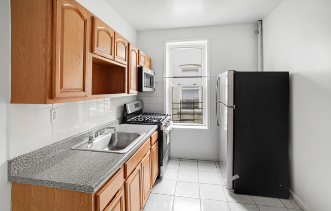 361 E 54 ST
