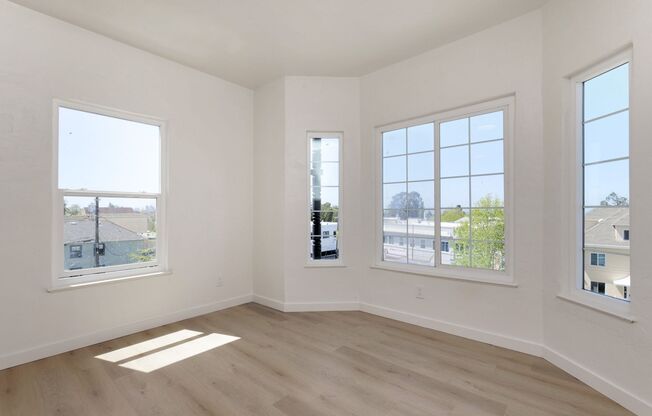 2 beds, 1 bath, 650 sqft, $2,795, Unit 201