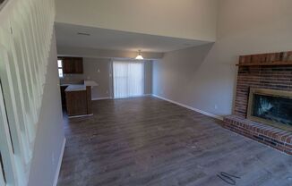 3 beds, 2.5 baths, $1,525