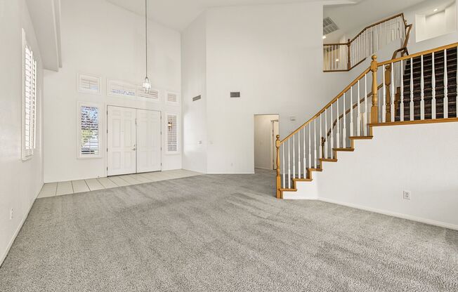 6-Bedroom home in the Northwest ready for immediate move in!