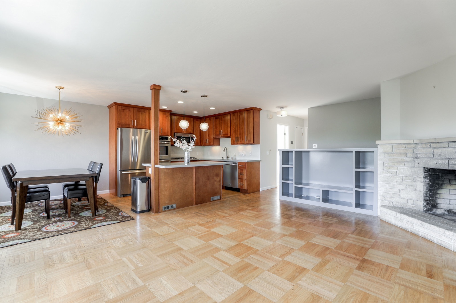 Charming 3 Bedroom and 2 Bath Home in Glen Park - Please Contact for Showing Availability!