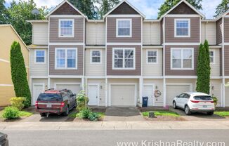 Charming 3 BD* 2.5 BA* Contemporary Townhome In Beaverton *Excellent Location!*