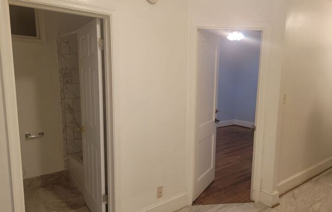 1 bed, 1 bath, 860 sqft, $1,577, Unit Bryant St NE 1356 Unit 1