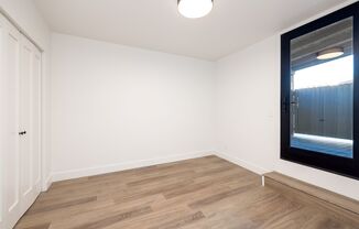 2 beds, 1 bath, $1,195, Unit 14 N 29th St - #5