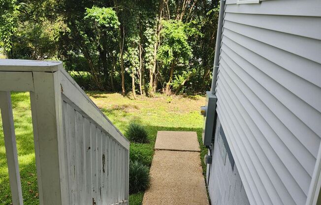 2 bedroom 1 bath fully updated home in East Ridge, TN