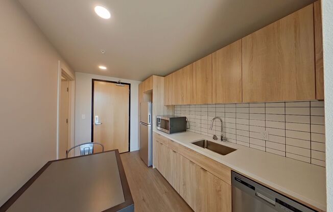 1 bed, 1 bath, 496 sqft, $1,450, Unit 512