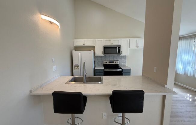 Beautifully upgraded 1 bed 1 bath with utilities included
