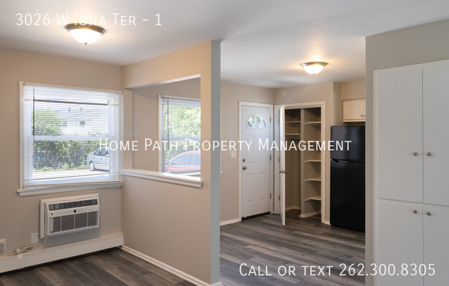 3026 W IONA TER