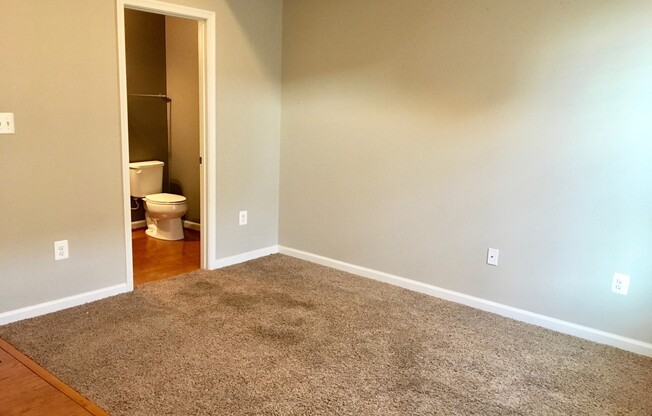 Charming 2Bed/2.5Bath in Greektown, MD!