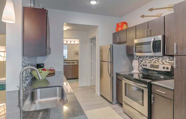 Welcome to Legacy Flats - San Antonio Apartments