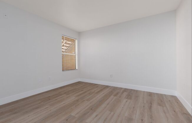 3 beds, 2 baths, $1,675, Unit # 1080