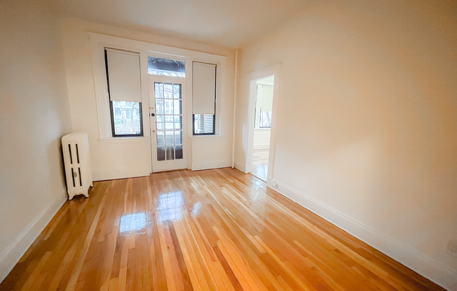 25 Mount Hood Rd. #4