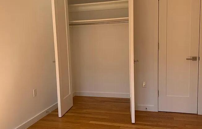 1 bed, 1 bath, $3,700, Unit 2J