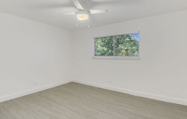 1 bed, 1 bath, 694 sqft, $1,075, Unit 226