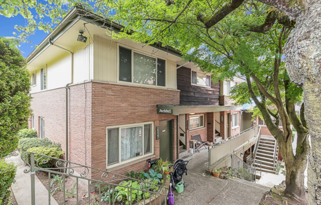 PD Parkdell Apartments