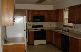 3 beds, 2 baths, $1,450